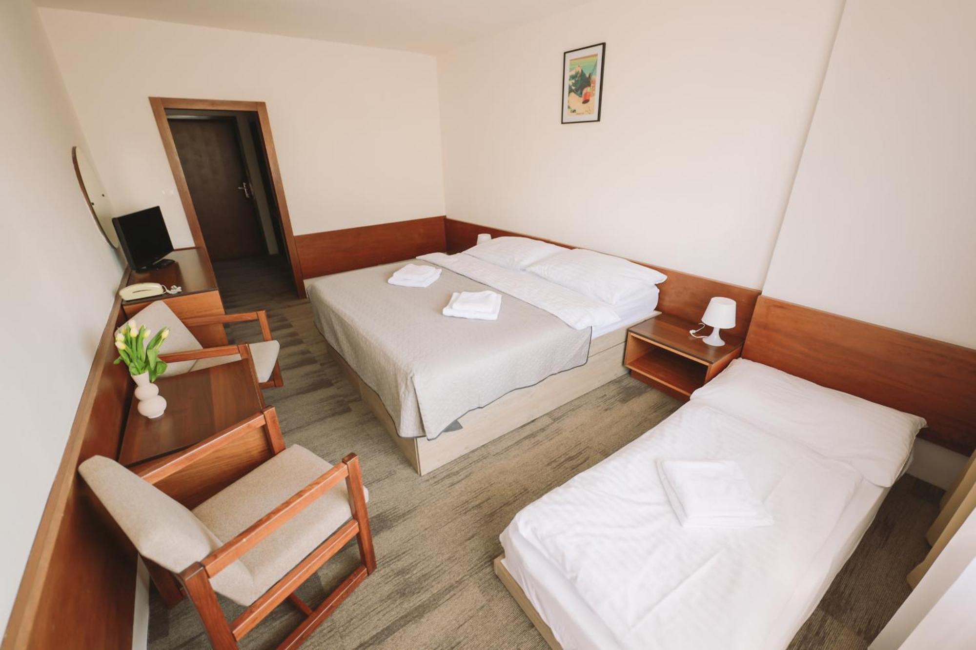 Atlas Hotel Tatry Tatranske Matliare Exterior foto